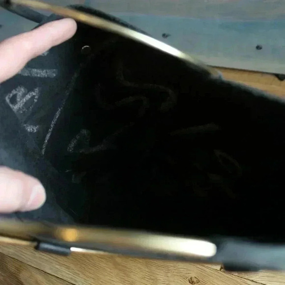 Black Tribe Alive Nubuck Leather Minimalist Chic Simple Purse Mini Bag Handbag - Picture 9 of 10